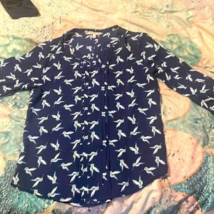 Adorable hummingbird print blouse with tie-sleeve detail